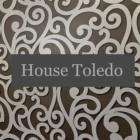 Апартаменты House Toledo Неаполь Экстерьер фото